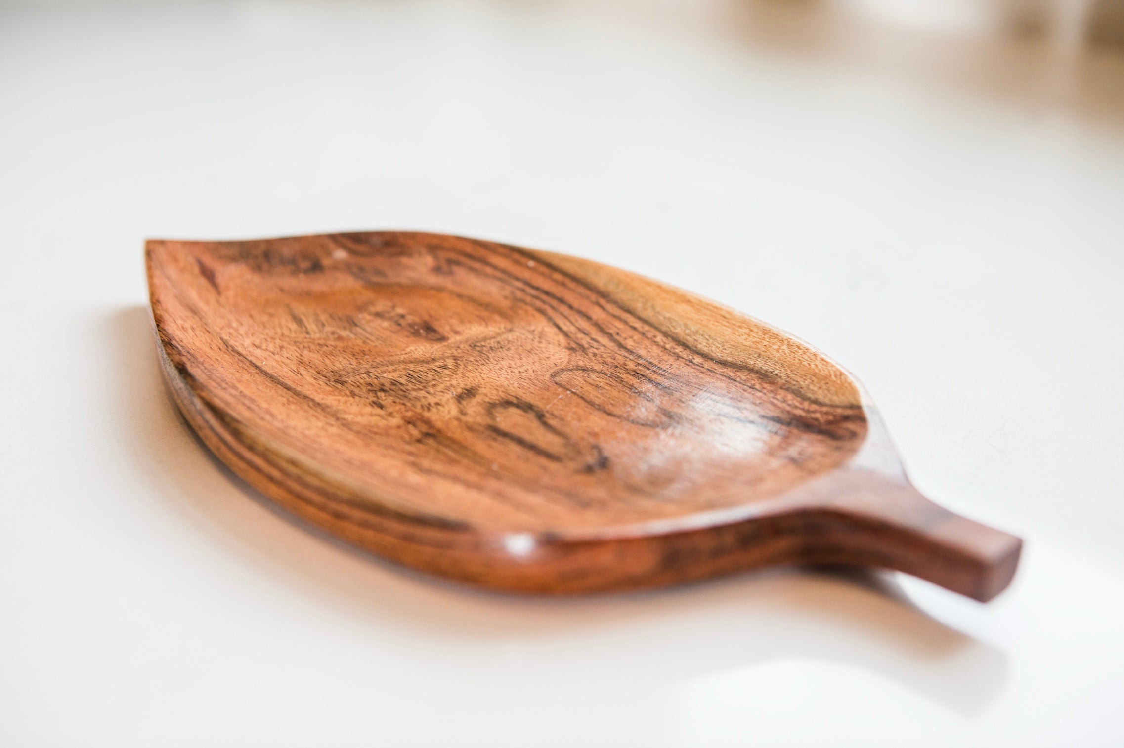 Acacia Wood Leaf Snack Plate