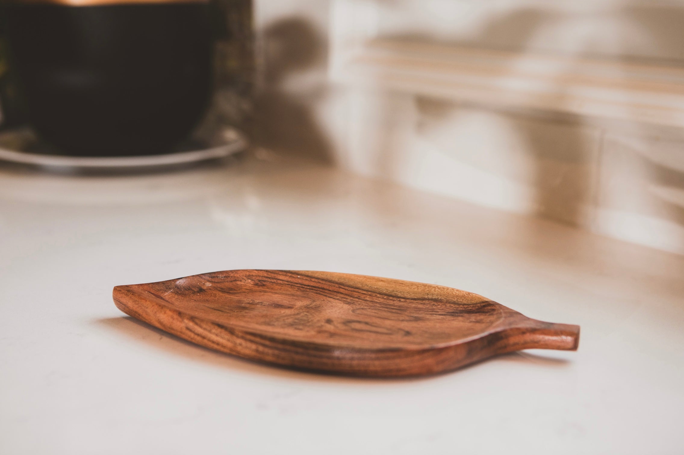 Acacia Wood Leaf Snack Plate